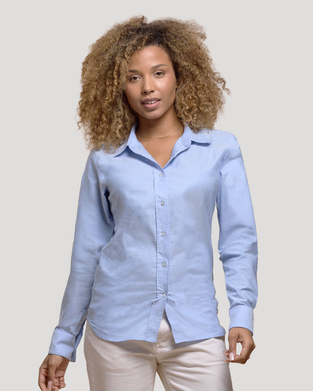 Chemise femme personnalisable Arendt Bleu ciel